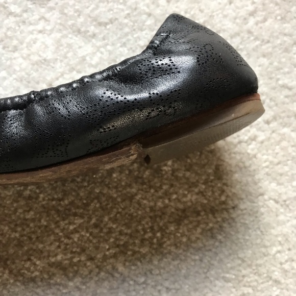 Louis Vuitton Mahina Ballet Flats - Picture 2 of 8